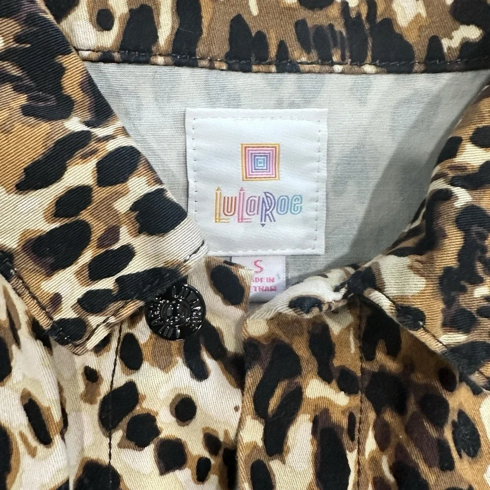 LuLaRoe 'Kenny'‎ Jacket Leopard  Brown Black Buttons Stretch Woman's Size Small